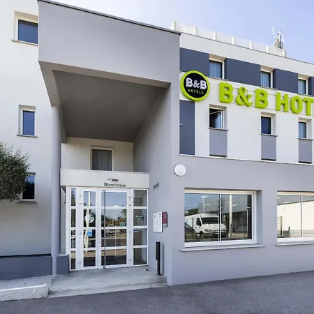 Sud Marché International Hotel