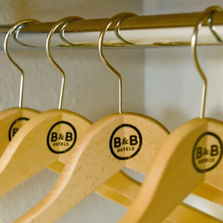 Sud Marche International 2*