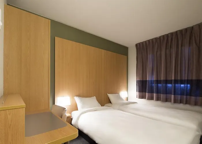 Sud Marche International 2*