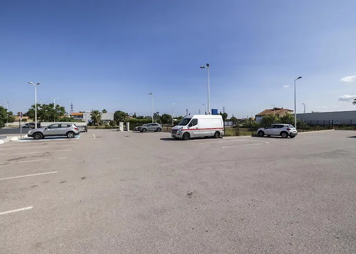 Sud Marche International Hotel 2*