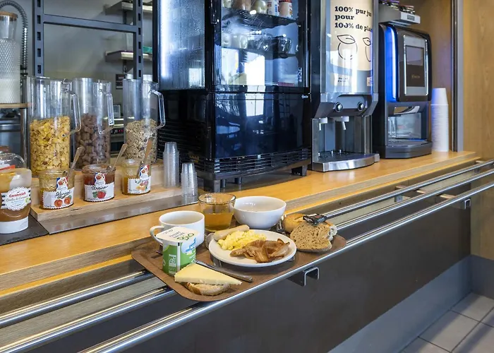 Sud Marche International Szálloda 2*