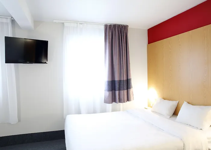 Szálloda Sud Marche International 2*