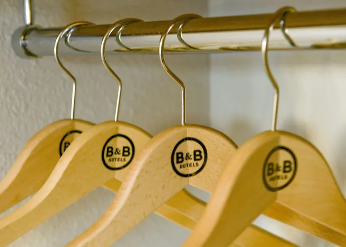 Sud Marche International 2*